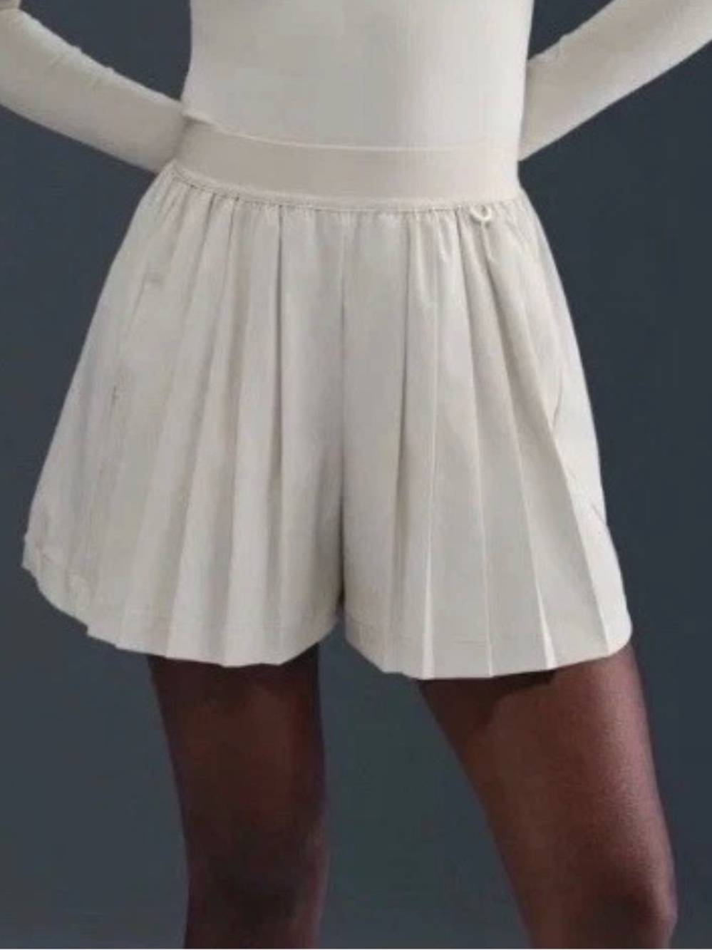Nike 24.7 PerfectStretch Dri-FIT High-Waisted Loose Pleated Skort Med NWT Beige